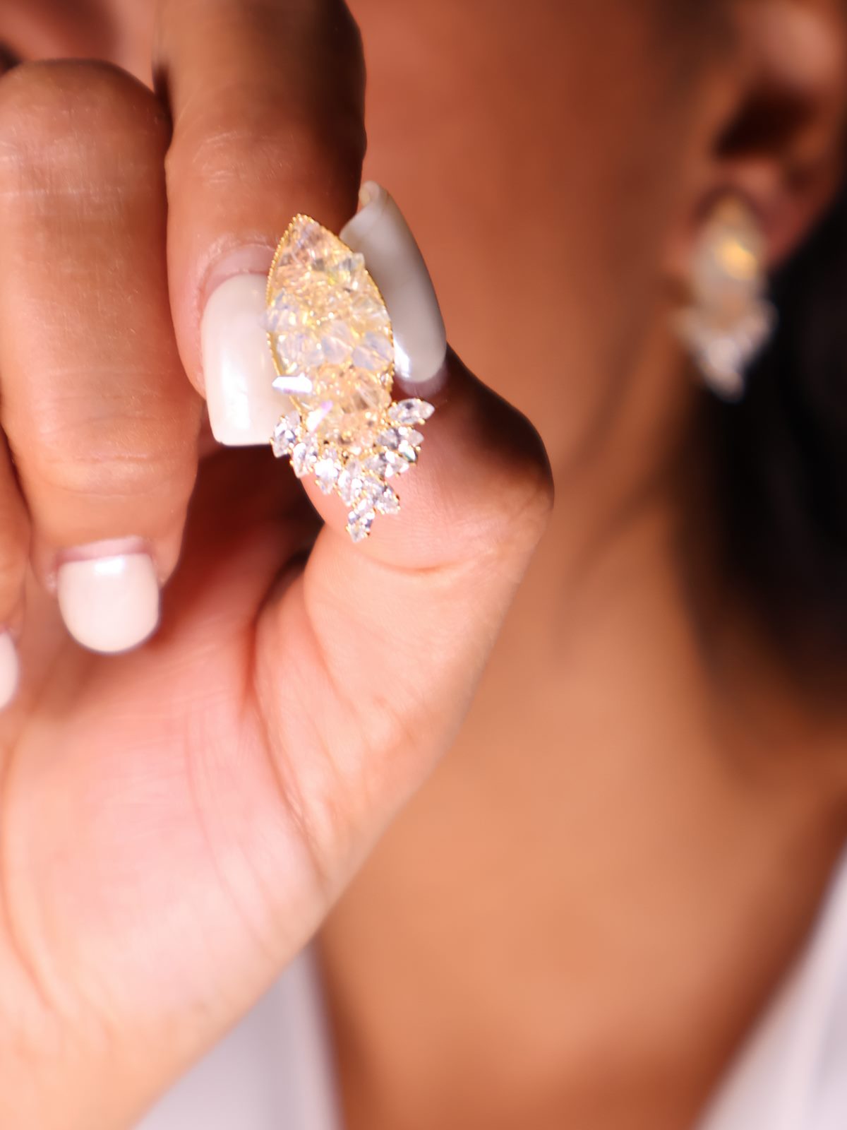 IMG_0617 گوشواره زنانه جواهری کد E1112 - Image 1