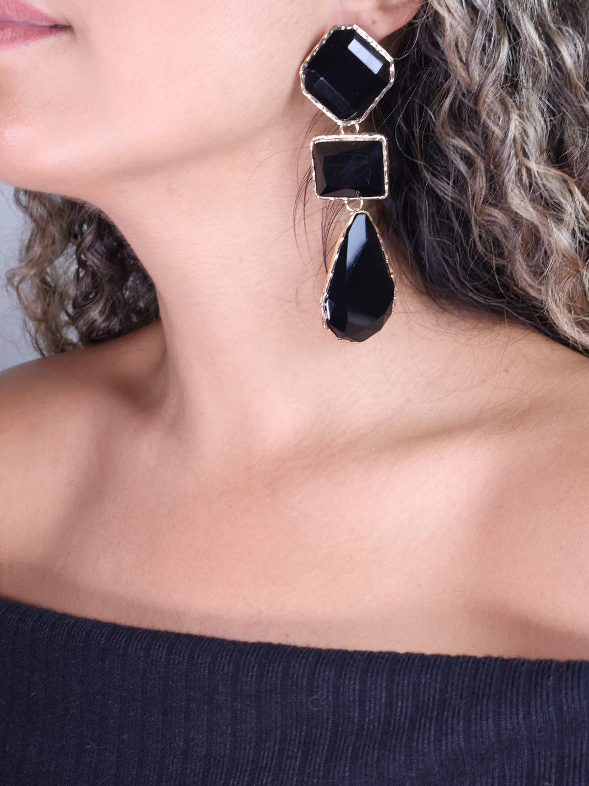 IMG_0629 گوشواره زنانه سنگ سیاه کد E1108 - Image 1