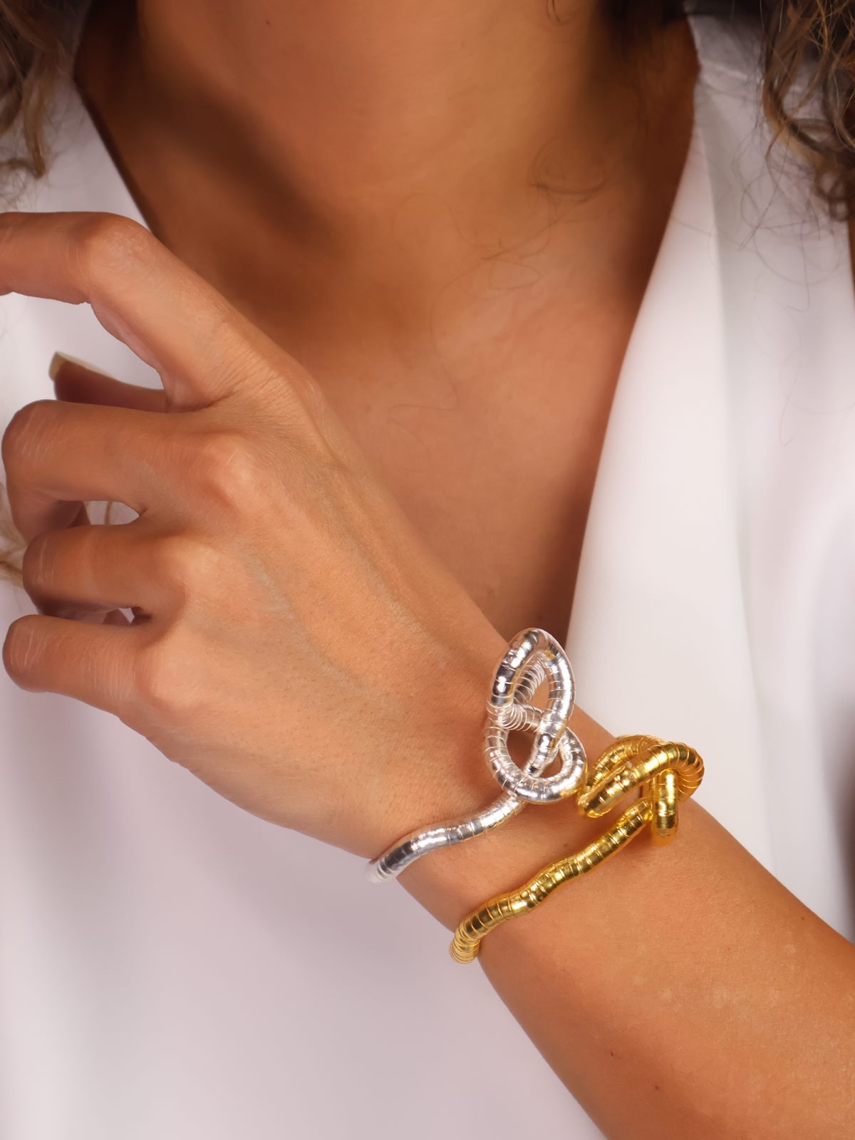 IMG_0839 دستبند منعطف کد B2100 - Image 1